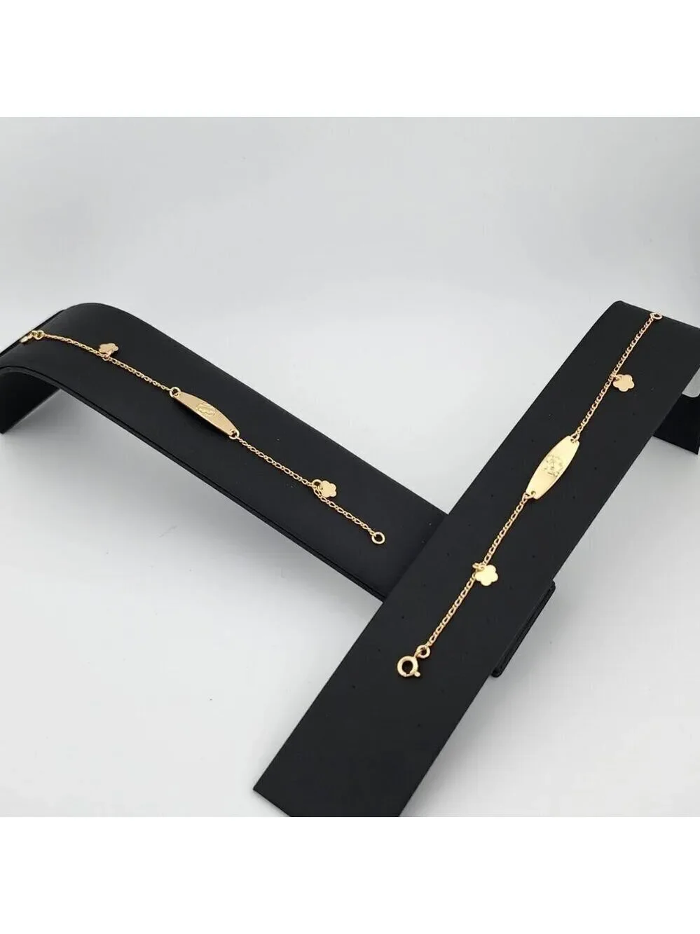 Brand New Brazilian 18k Gold Filled Flower Bracelet